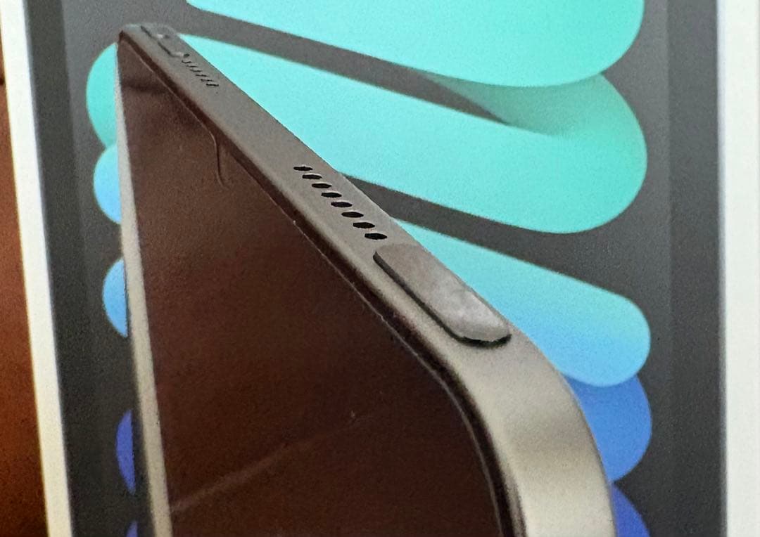 【美品】 iPad mini 第7世代128GB スペースグレイ+ケースおまけ