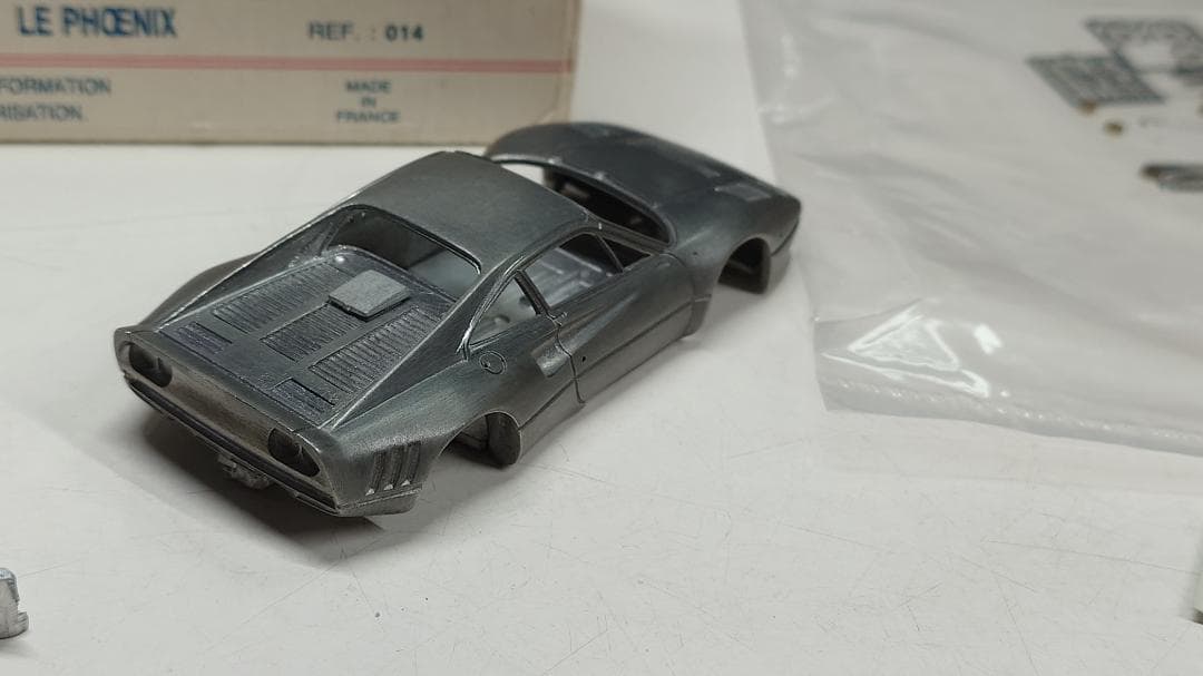 d*2様 Ferrari 288 GTO 1984 メタルキット