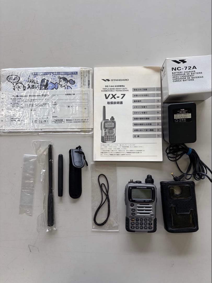 美品　STANDARD VX-7 防水無線機