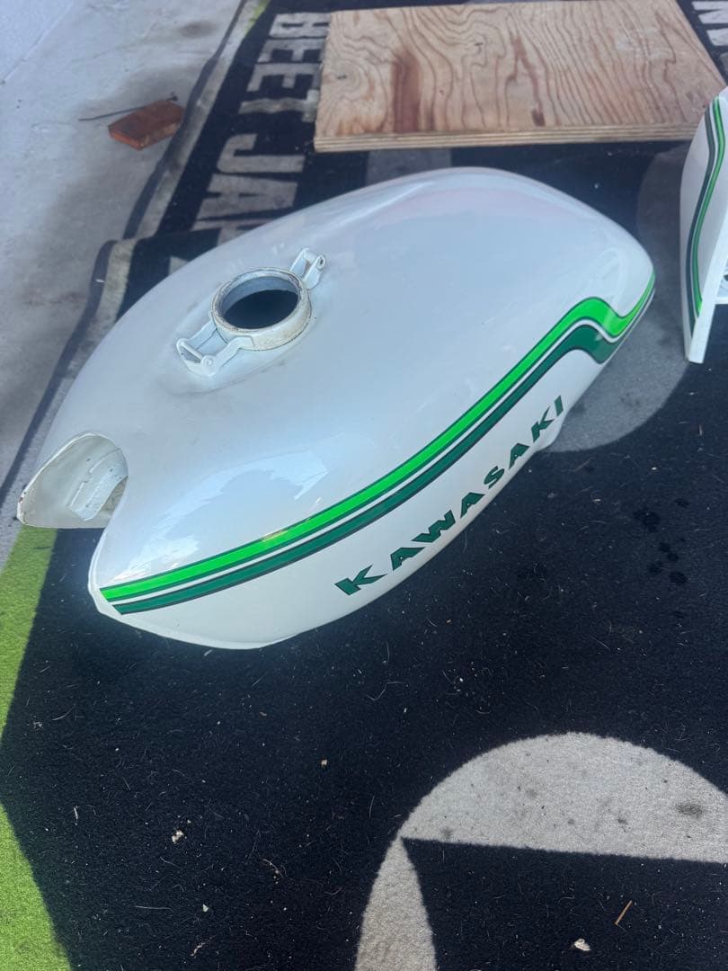 Kawasaki KH250 タンク、テール、オマケ　kh ss