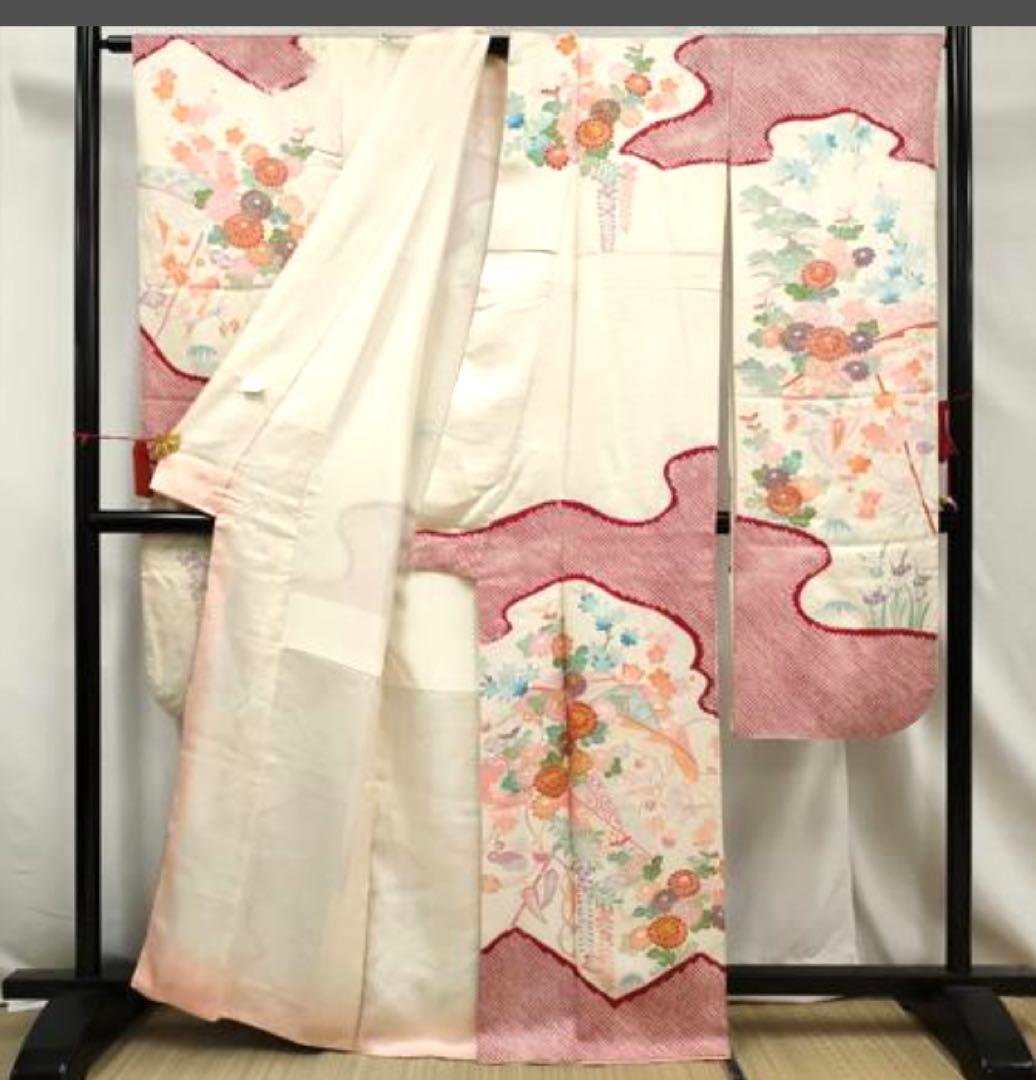 振袖 フルセット6点サイズM〜Ｌ駒刺繍　絞り　宝尽くし花文　金彩　正絹