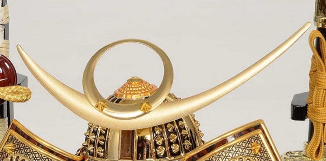 未開封未使用品　五月人形 アクリル 王朝塗 ケース入り 5号 上杉謙信 兜飾り