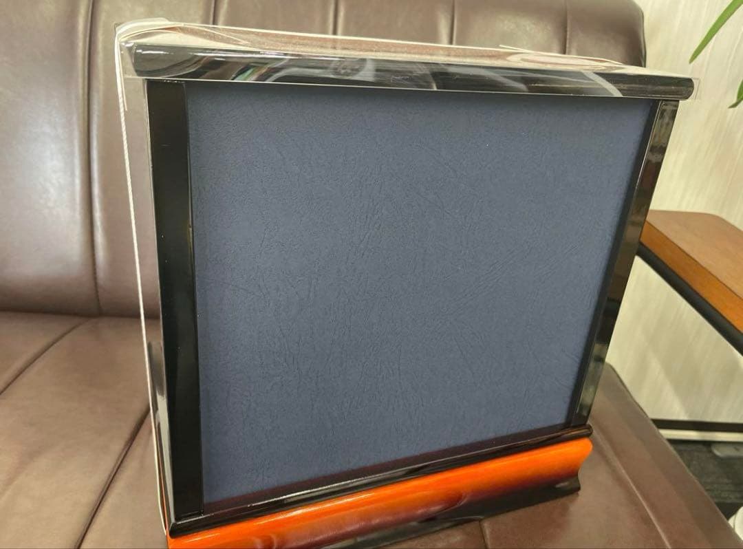 未開封未使用品　五月人形 アクリル 王朝塗 ケース入り 5号 上杉謙信 兜飾り