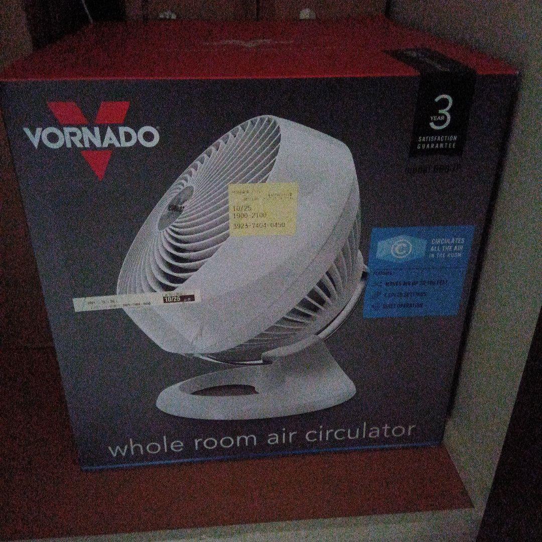 美品　ボルネードサーキュレーター660―JP Vornado 660-JP