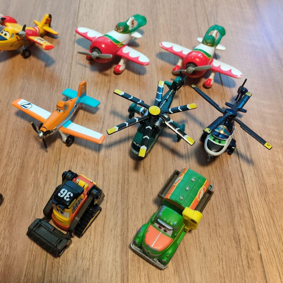 くわばら　トミカプレーンズ　13台セット