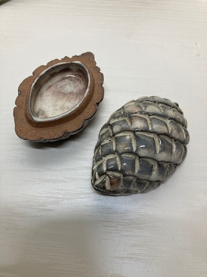 茶道具 萩焼 十二代 田原陶兵衛  松ぼっくり 香合 茶器 茶道具