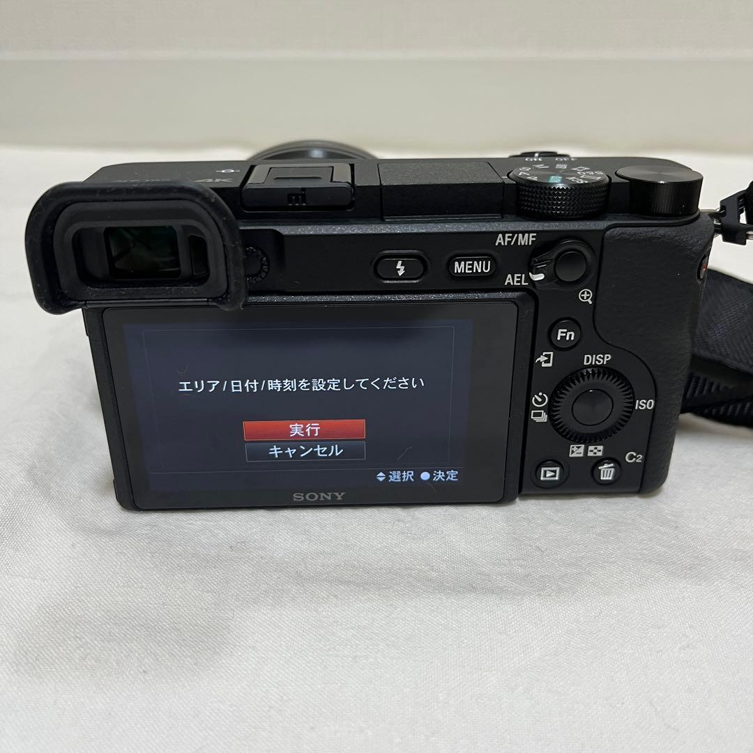 【美品】SONY α6400 （レンズ・ケース・バッグ付き）