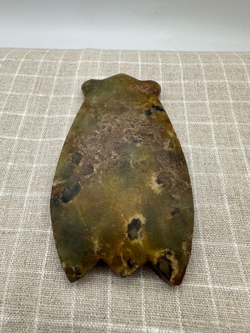 【中国古美術 】紅山文化 大型古玉璧 旧蔵 置物 巻珠戦漢古玉 （玉蝉）收藏品