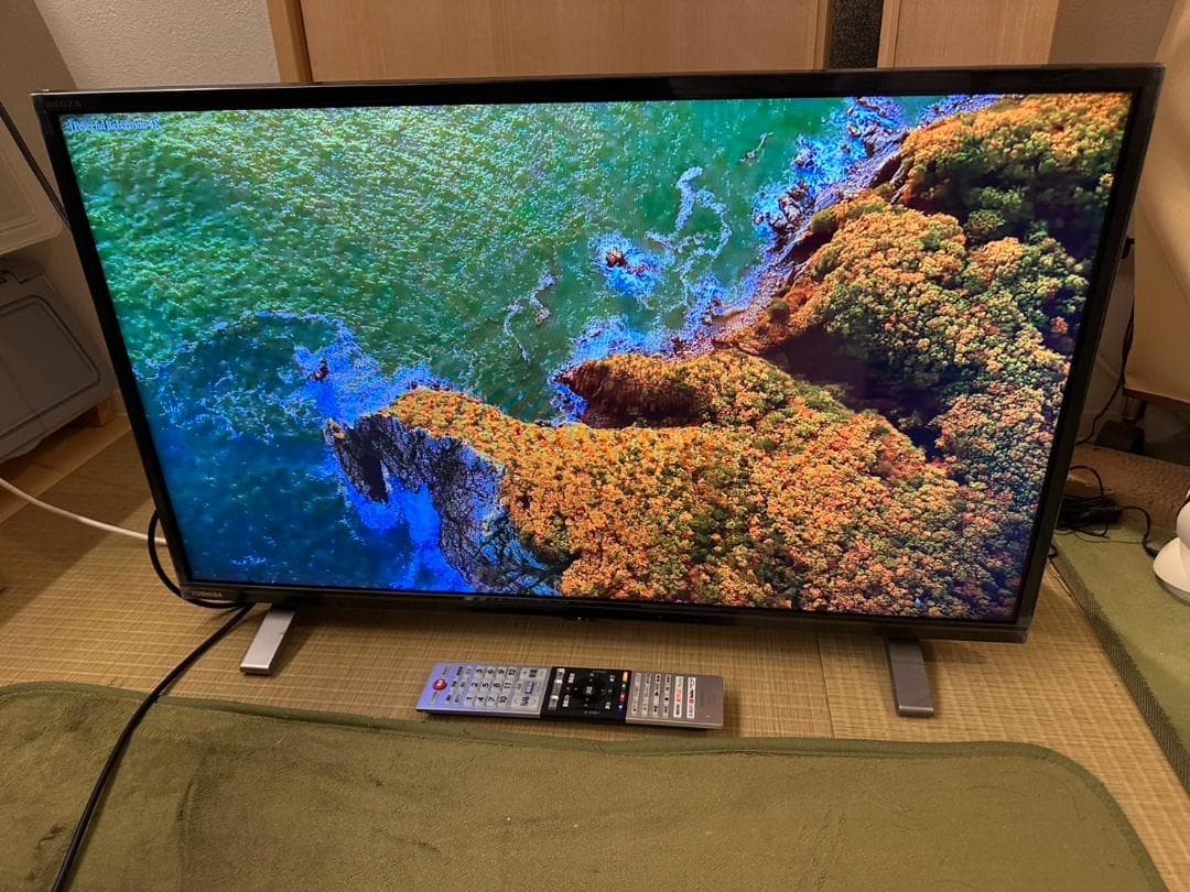 アプリ内蔵極美品　TOSHIBA 東芝 テレビ　32V34　2022年製　32型