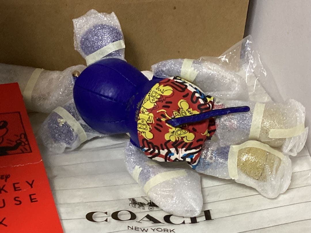 未使用保存袋タグ付きDisneyxCOACH ミッキーぬいぐるみ本物キーホルダー