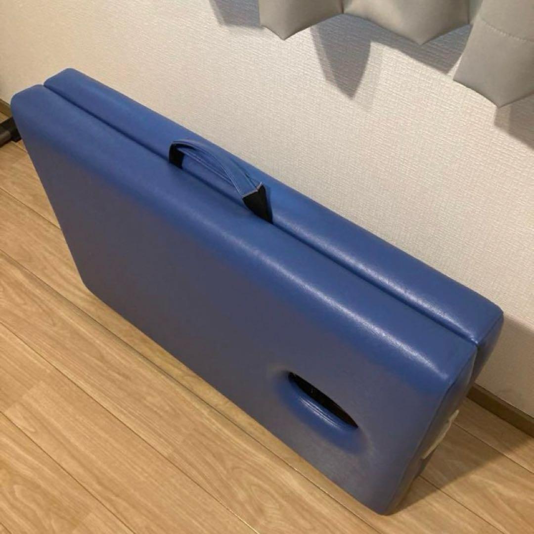 【専用】高田製作所（有孔）ベッド ブルー 青 穴付きマッサージテーブル 折り畳み