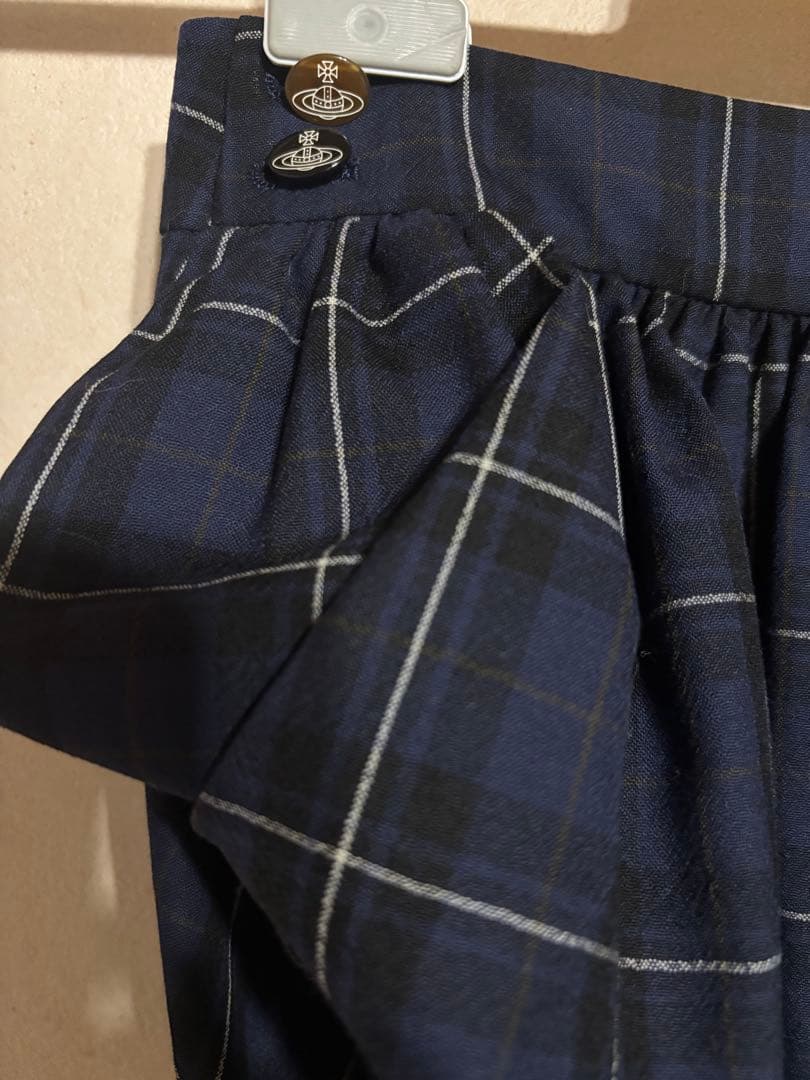 ヴィヴィアンウエストウッド 貴婦人みたいなタイトスカート