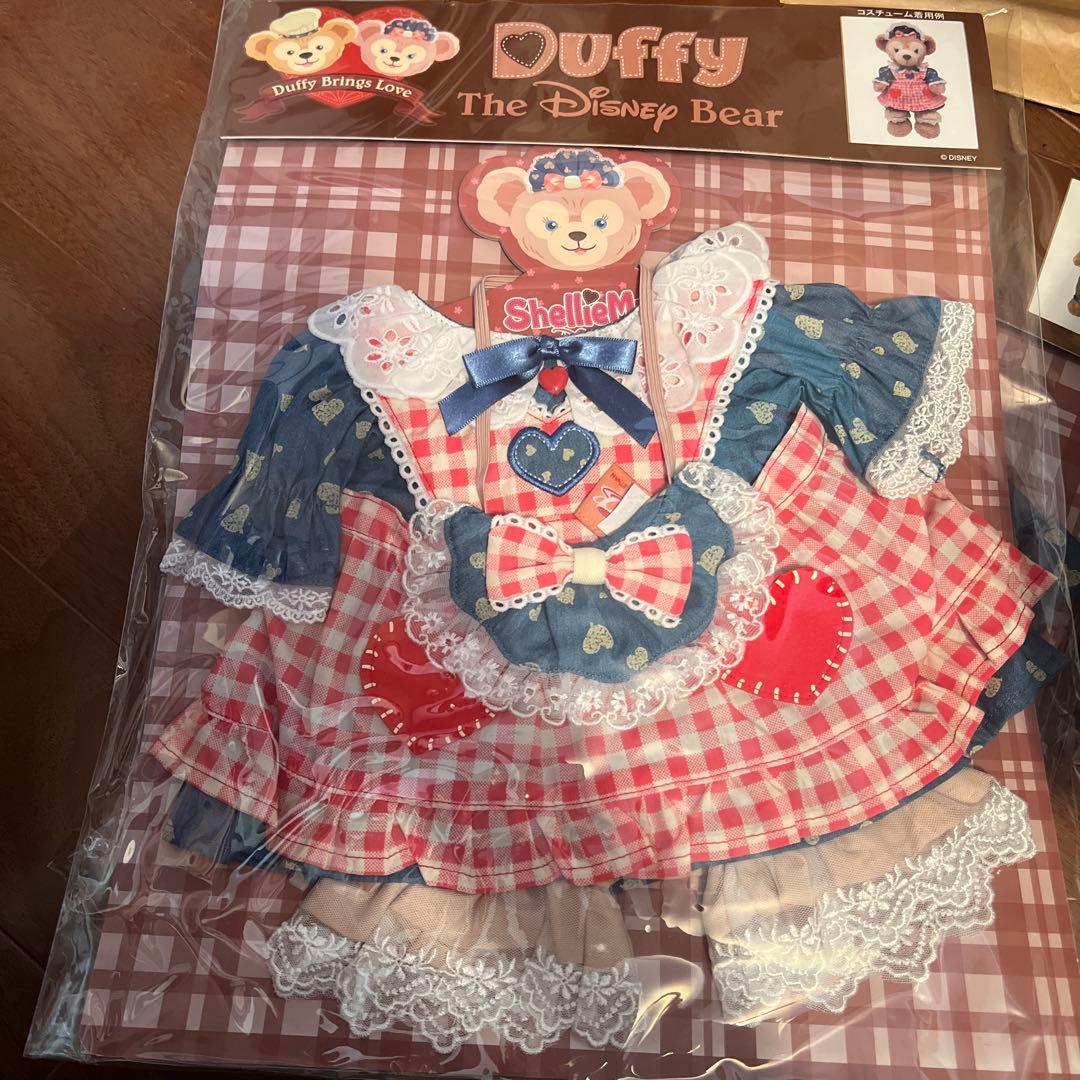 ディズニーシー　ダッフィー、シェリーメイ　ぬいぐるみ用コスチューム　バレンタイン