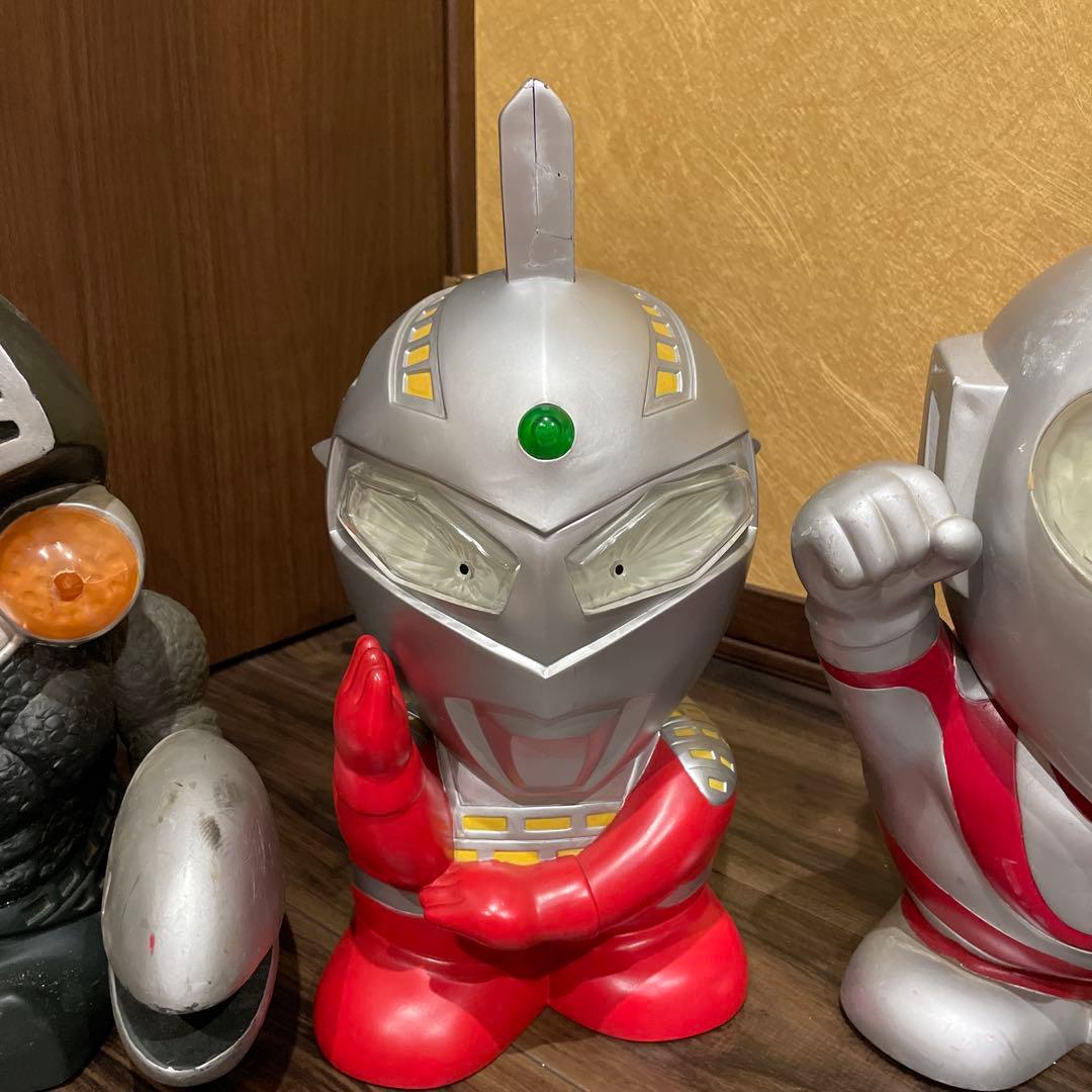 大型　ウルトラマンセブン 貯金箱 バルタン星人　ウルトラマン ソフビ フィギュア