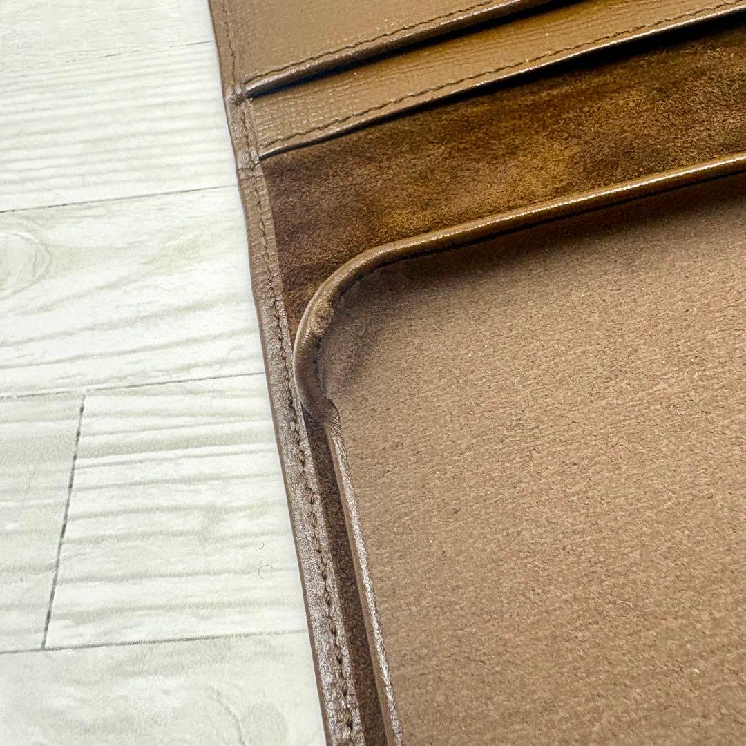 【美品】GUCCI iPhone15pro アイフォンケース　GGスプリーム