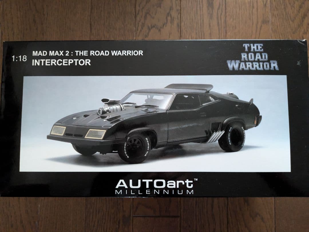 オートアート　1/18　マッドマックス インターセプター