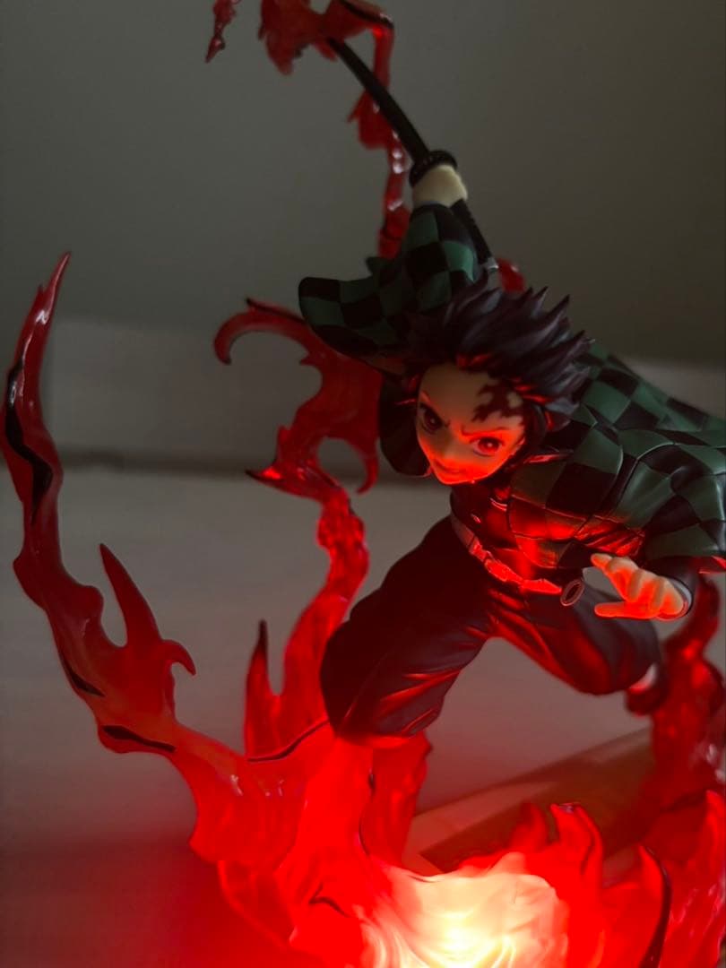 【美品】鬼滅の刃　フィギュア　竈門炭治郎　Tanjiro Kamado