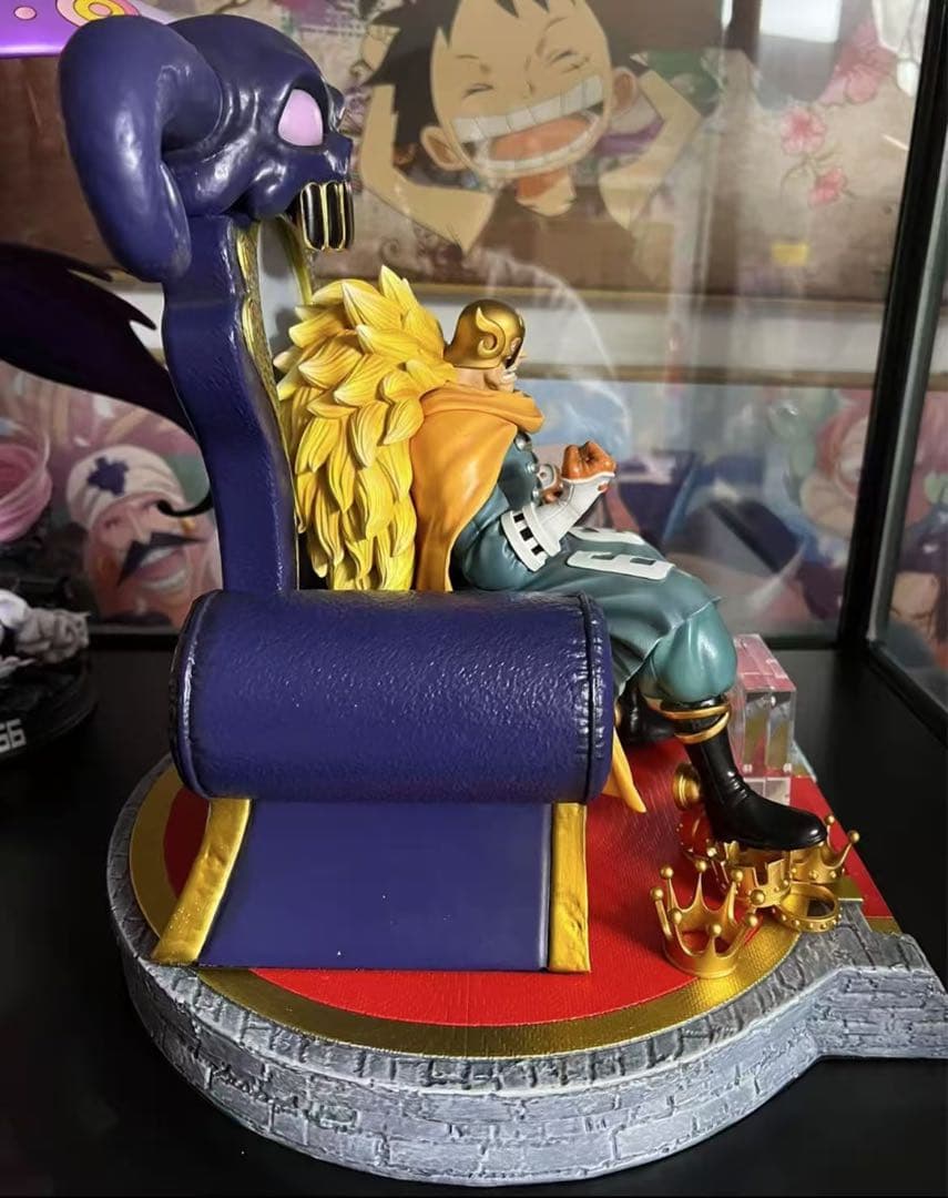 ワンピース ヴィンスモーク·ジャッジ ガレージキット ガレキ スタチュー①