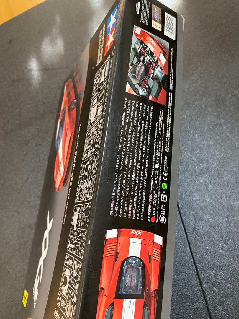 TAMIYA Ferrari FXX 1/24 プラモデルキット