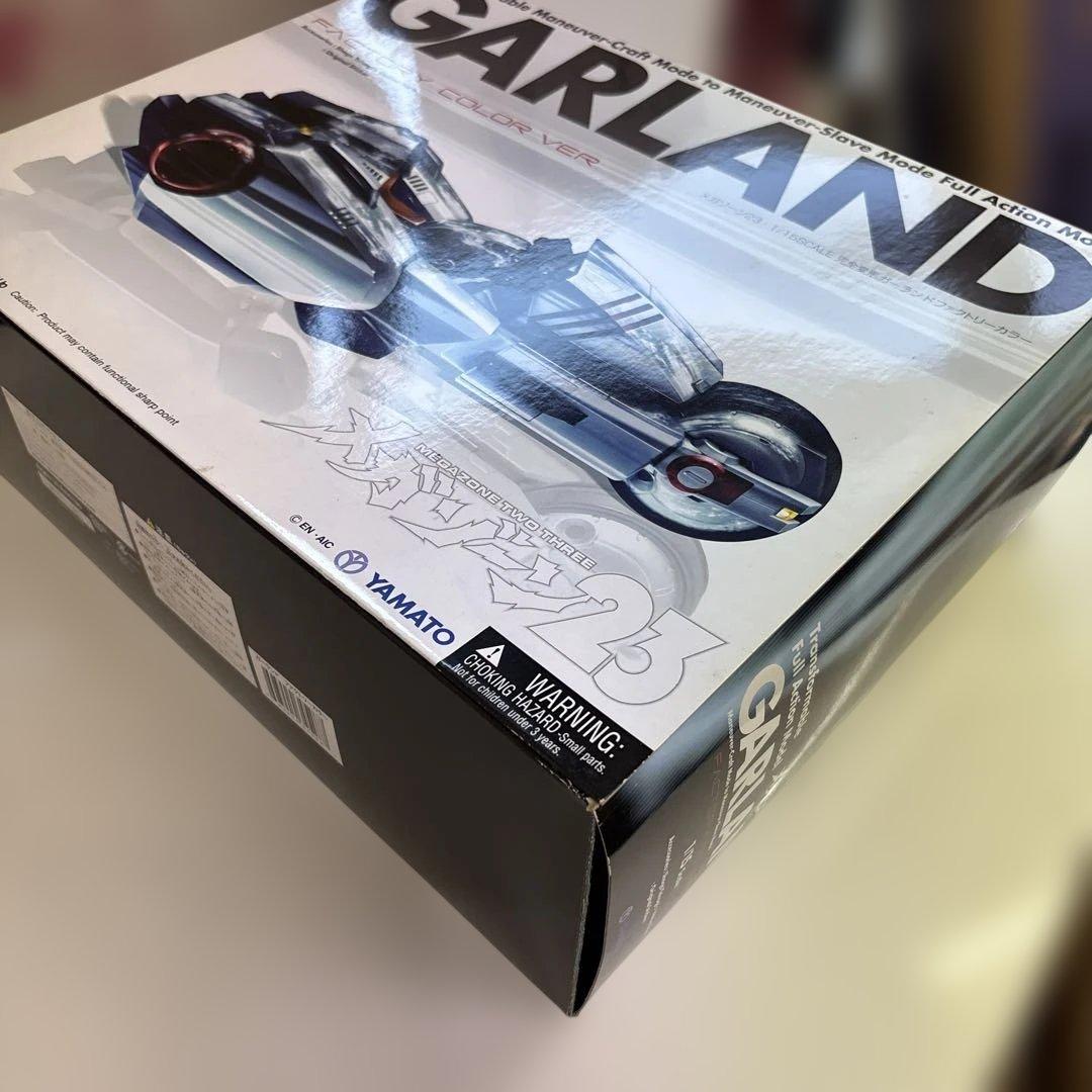 メガゾーン23 1/15ガーランドFACTORY COLOR Ver. 完全変形