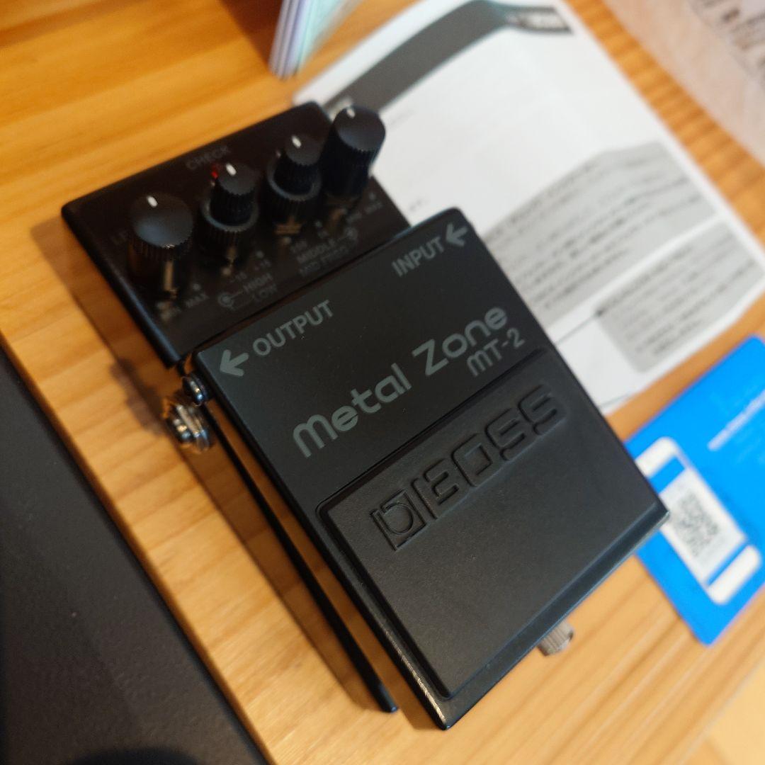 銀ネジ BOSS MT-2-3A 美品 ディストーション 30周年限定モデル