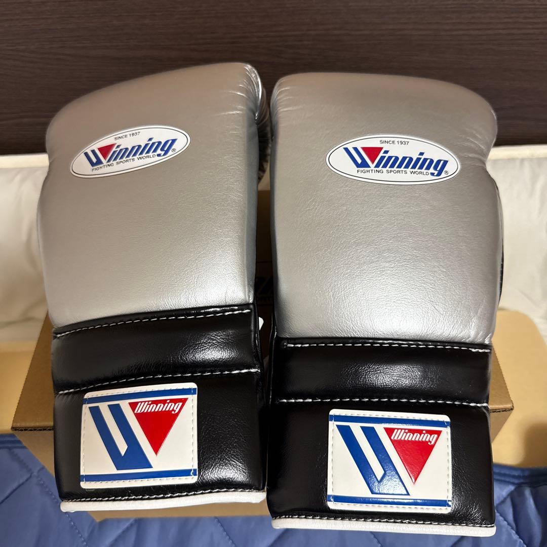 ウイニング winning ボクシンググローブ　14オンス　黒／銀