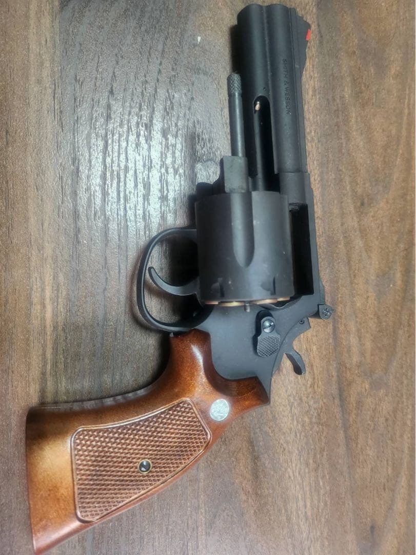 スミスアンドウェッソン 357マグナム