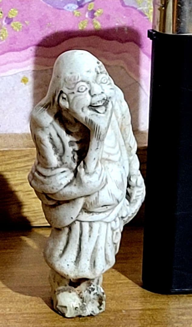 珍品　時代物　平戸焼　根付　提げ物　骨董品、美術品