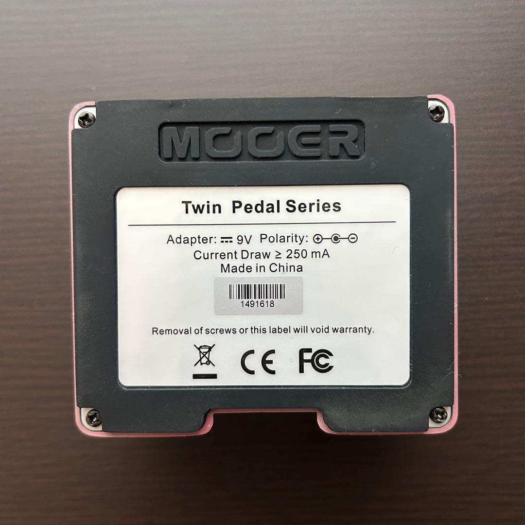 ギター Mooer Tender Octaver Pro