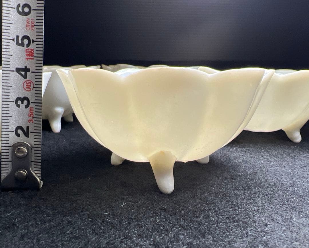 中国清朝時代　薄手白磁三足輪花小碗5客　幅約8㎝　東Y7-1208☆2Fタカチ