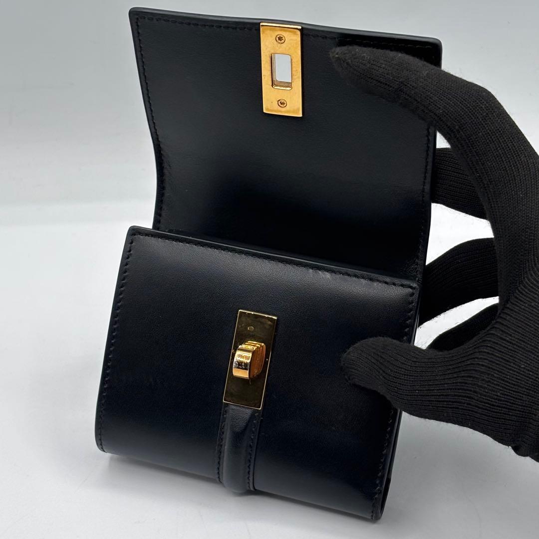 現行品 極美品 セリーヌ スモール トリフォールドウォレット16 セーズ 黒 箱