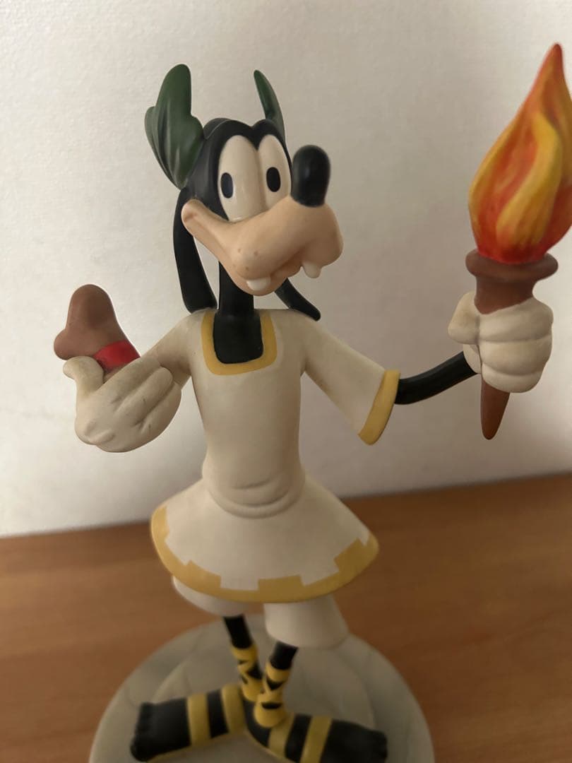 グーフィー フィギュア オリンピック　陶器
