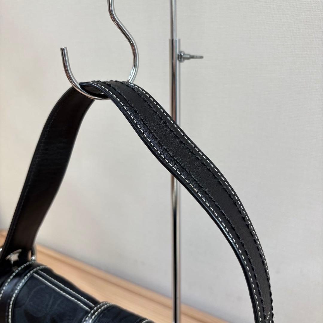 未使用級　Coach Soho Signature Black Bag