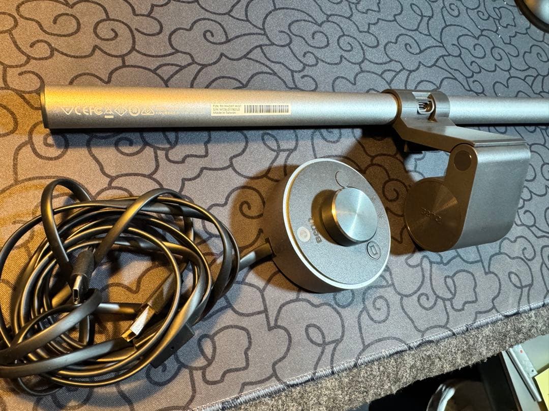 蛍光灯・電球 BENQ ScreenBer Plus