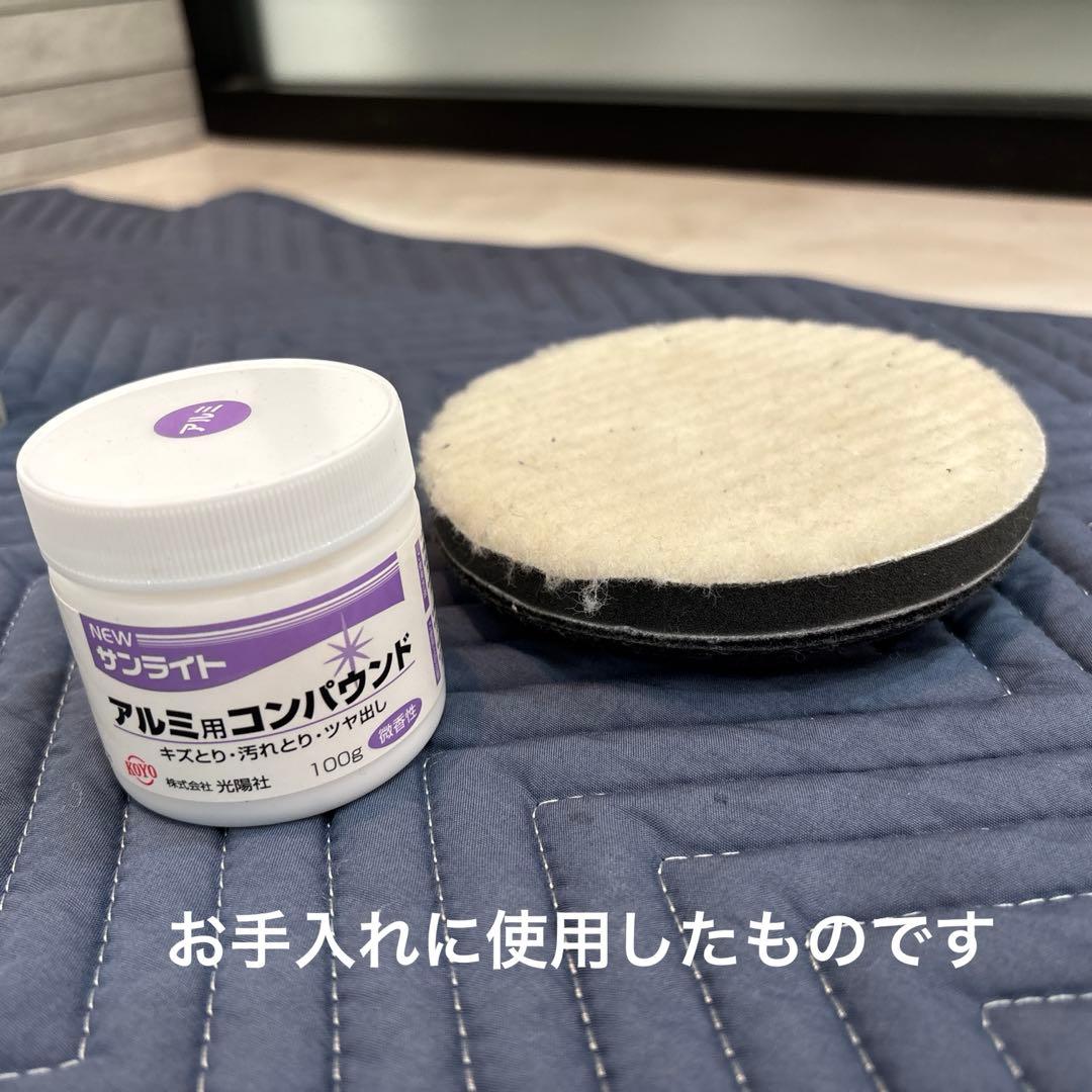 無印良品良品アルミサイドテーブル　435㍉×435㍉高さ370㍉（キャスター含）