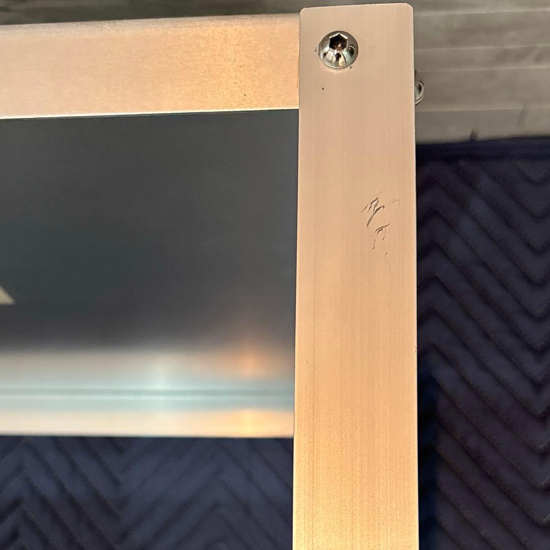 無印良品良品アルミサイドテーブル　435㍉×435㍉高さ370㍉（キャスター含）