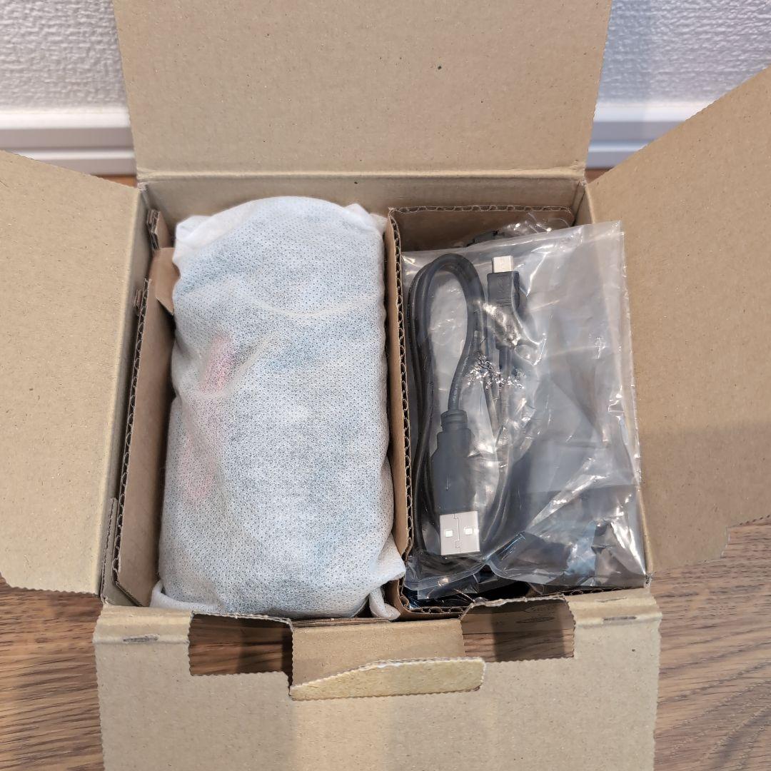 ビデオカメラ　JVC