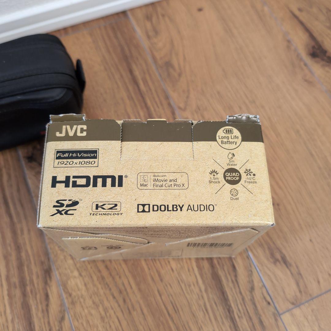 ビデオカメラ　JVC