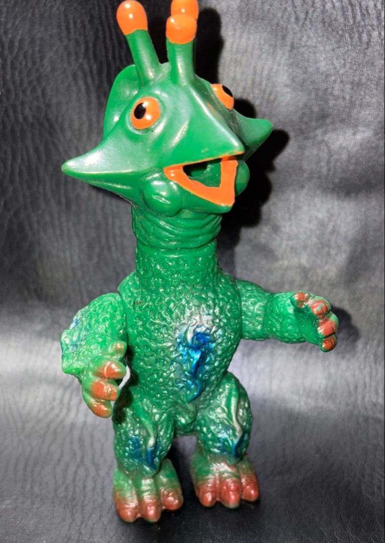 ギララソフビ最終値下げ！早いもん勝ちMARUSAN ふうせんギララ！