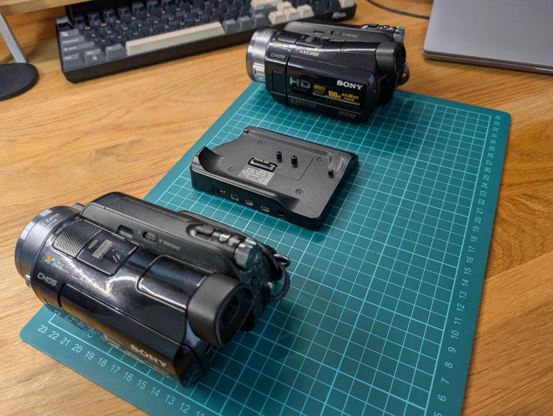 Sony HDR-SR8 ビデオカメラ