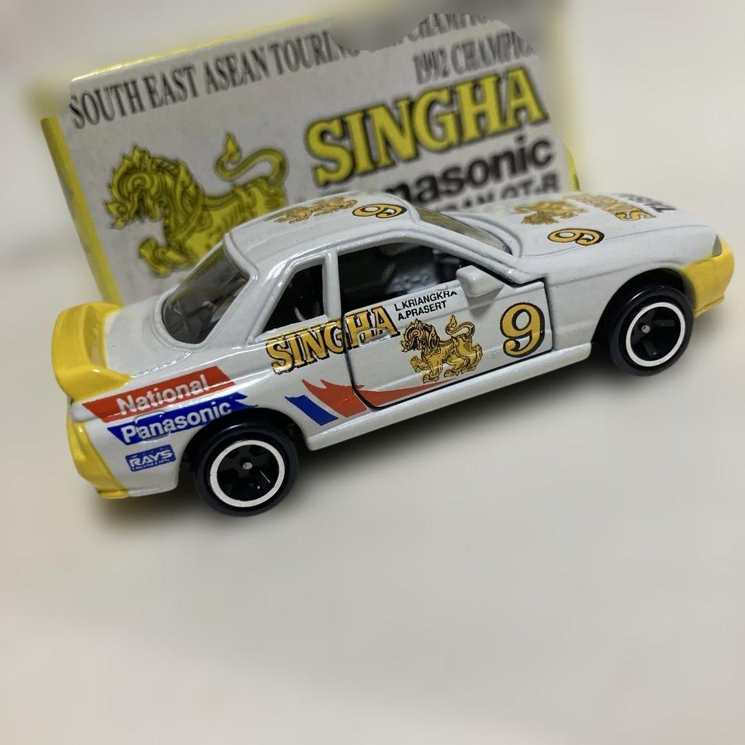 トミカ　SINGHAツーリングカー TAISAN ADVANスカイラインR32