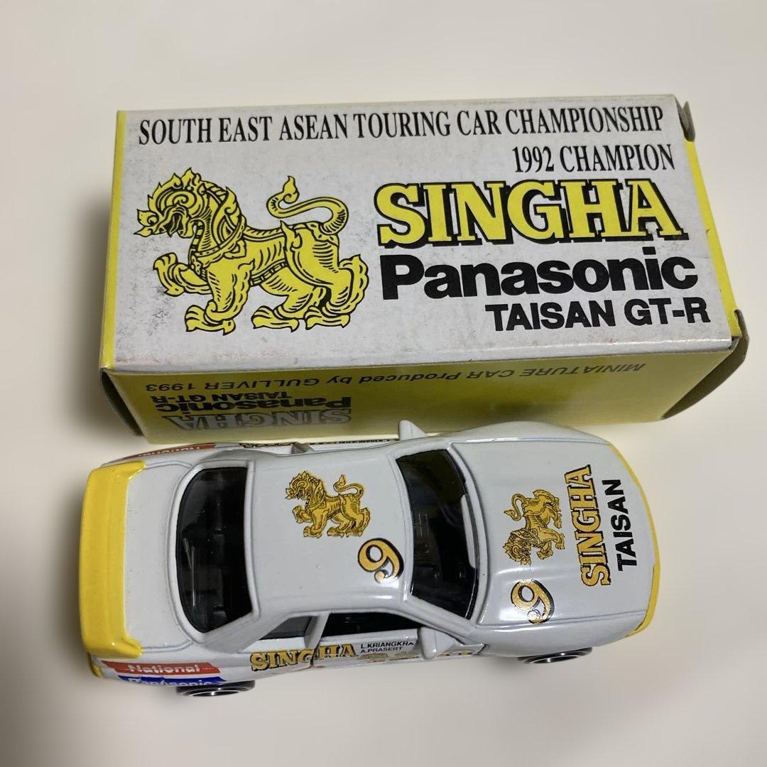 トミカ　SINGHAツーリングカー TAISAN ADVANスカイラインR32