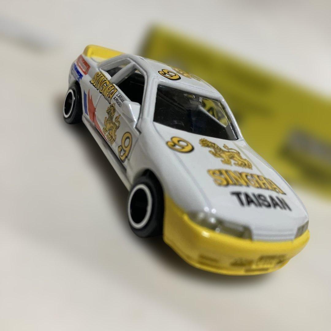 トミカ　SINGHAツーリングカー TAISAN ADVANスカイラインR32