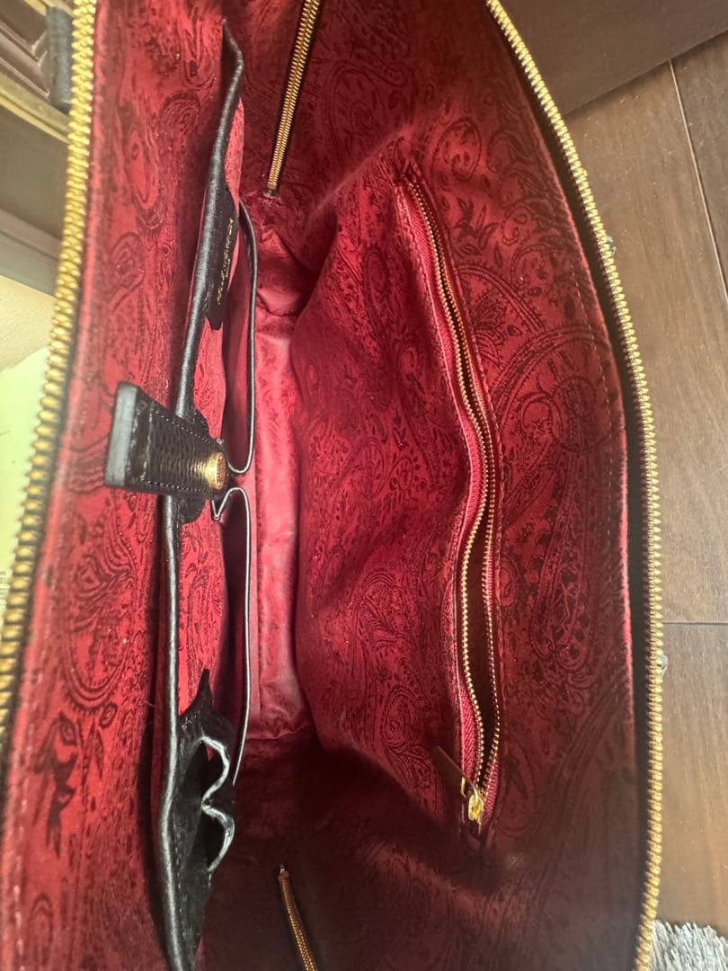 PELLE MORBIDA ブガッティバッグ（Mサイズ)限定モデル