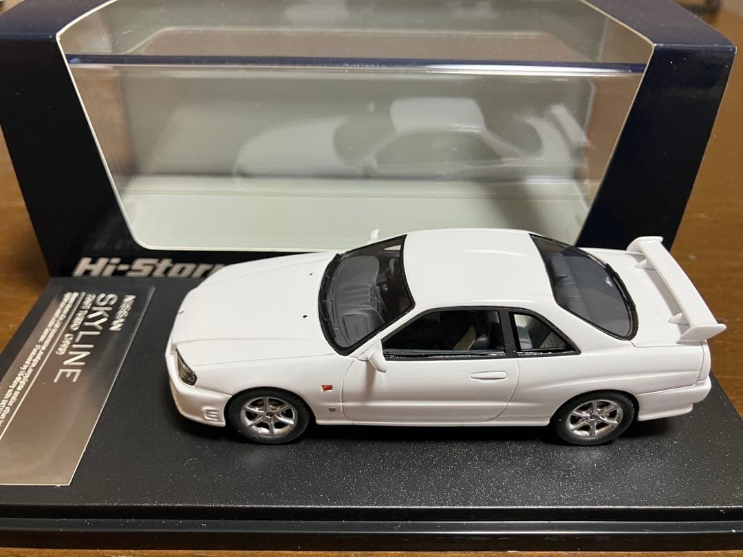 1/43 Hi-Story スカイライン 25GT TURBO 1998 白