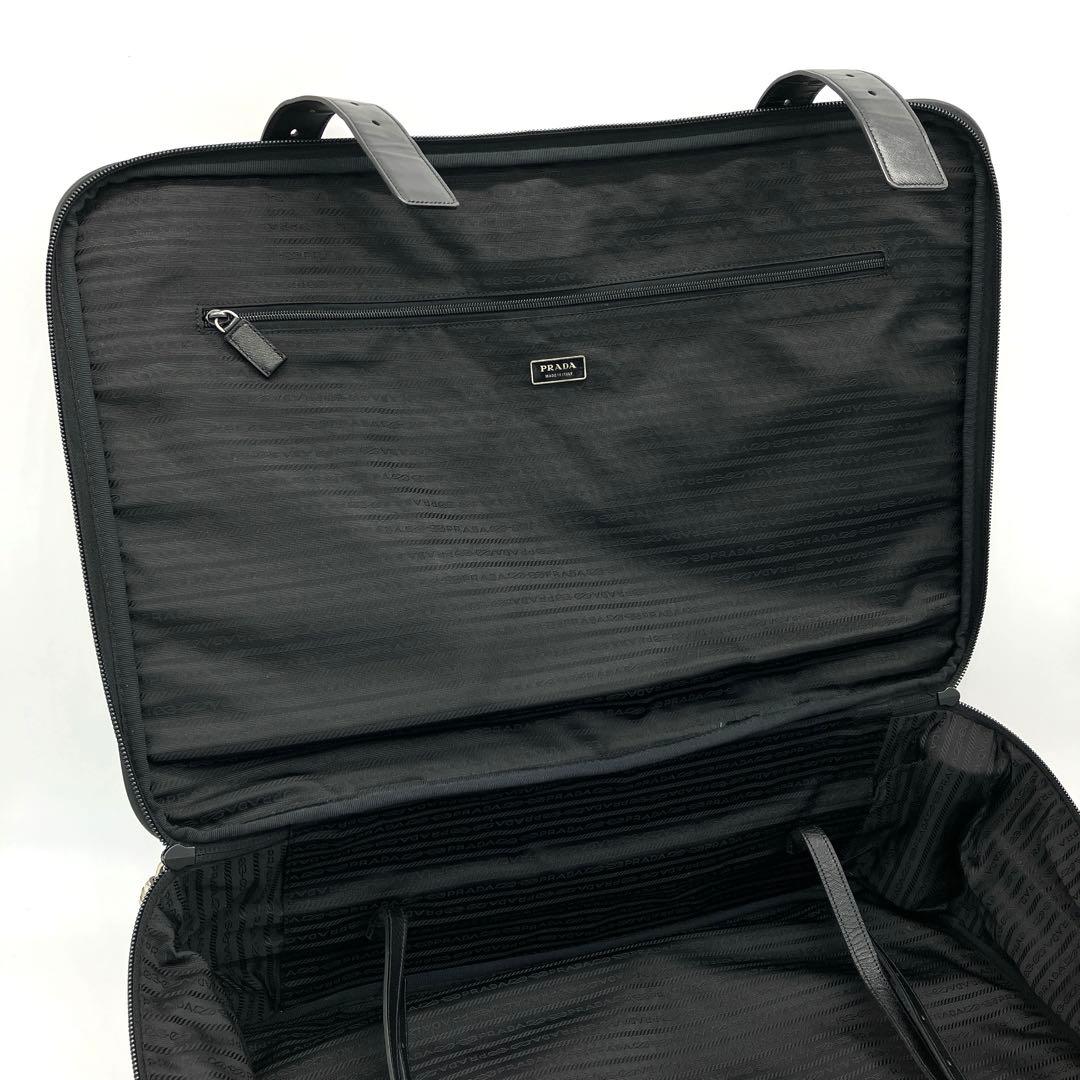 【PRADA】キャリーケース　旅行鞄　三角ロゴプレート　ナイロン　ブラック
