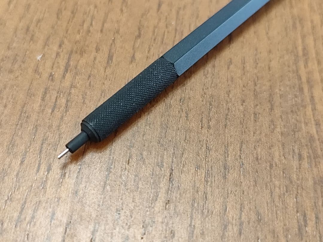 ロットリング　ロゴなし　ブラック 0.5　廃盤品　旧型　検索　ロットリング600