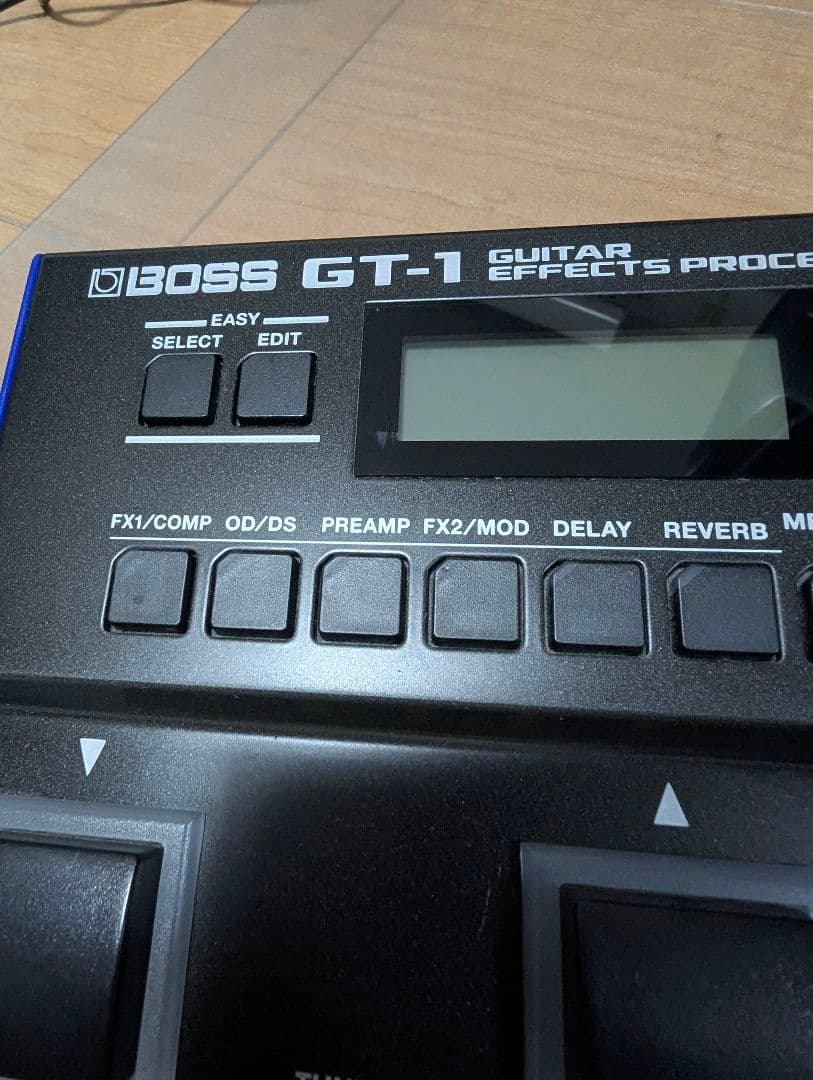 BOSS GT-1 アダプター付