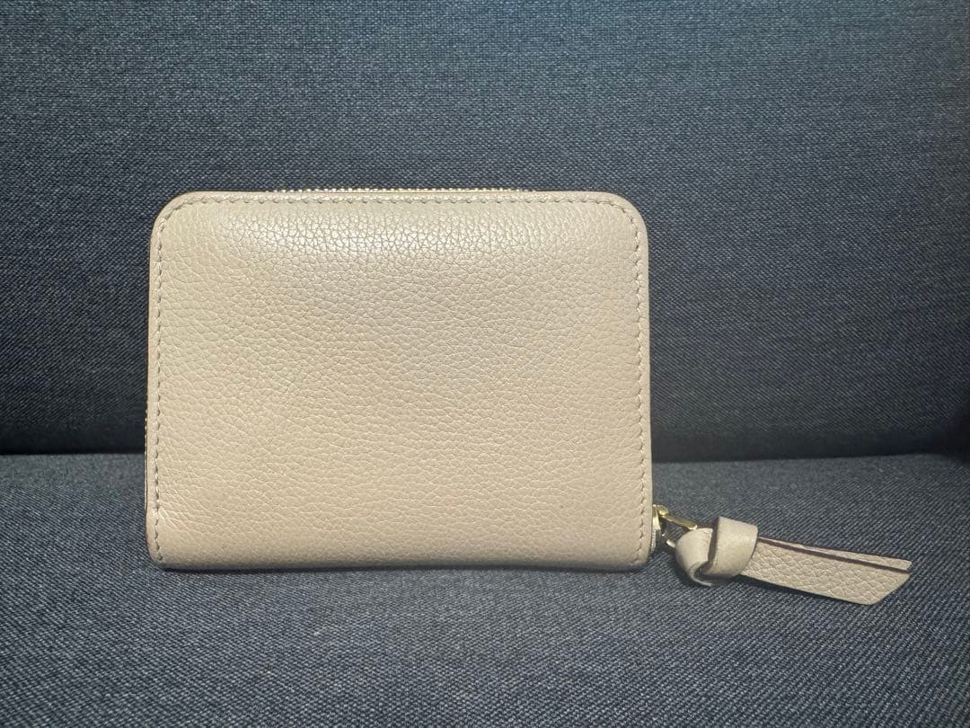 Louis Vuitton ベージュ ケース