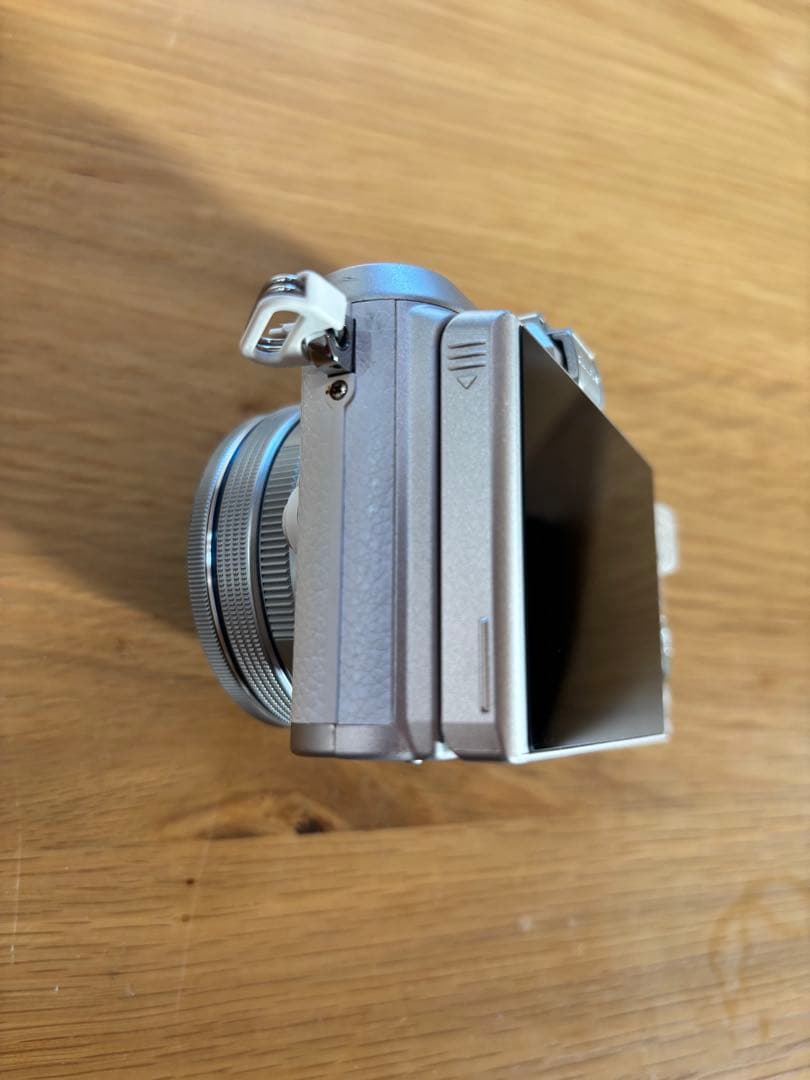 デジタルカメラ OLYMPUS PEN E-PL8